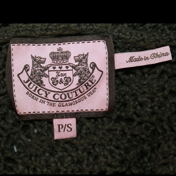 Bad ass Knit Poncho with hood - Picture 4 of 4